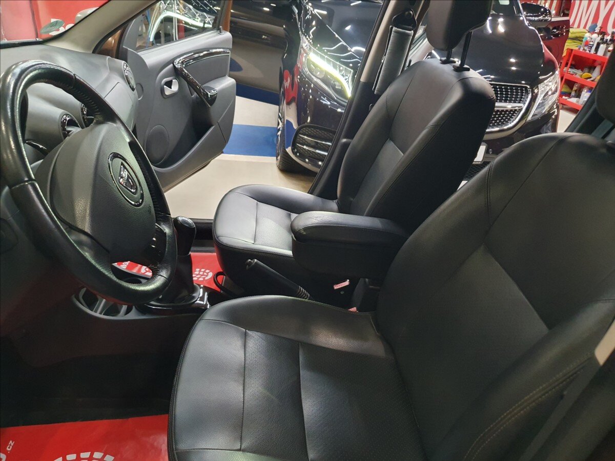 Dacia Duster SUV / Terénní 1,6 l 77 kw