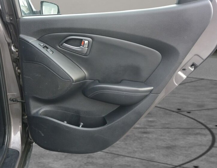 Hyundai ix35 SUV / Terénní 2,0 l 100 kw