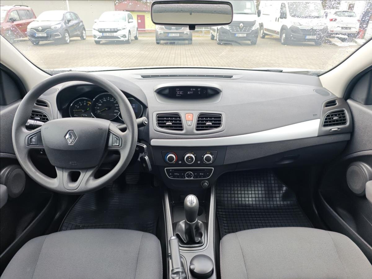 Renault Fluence Sedan / Limuzína 1,5 l 66 kw