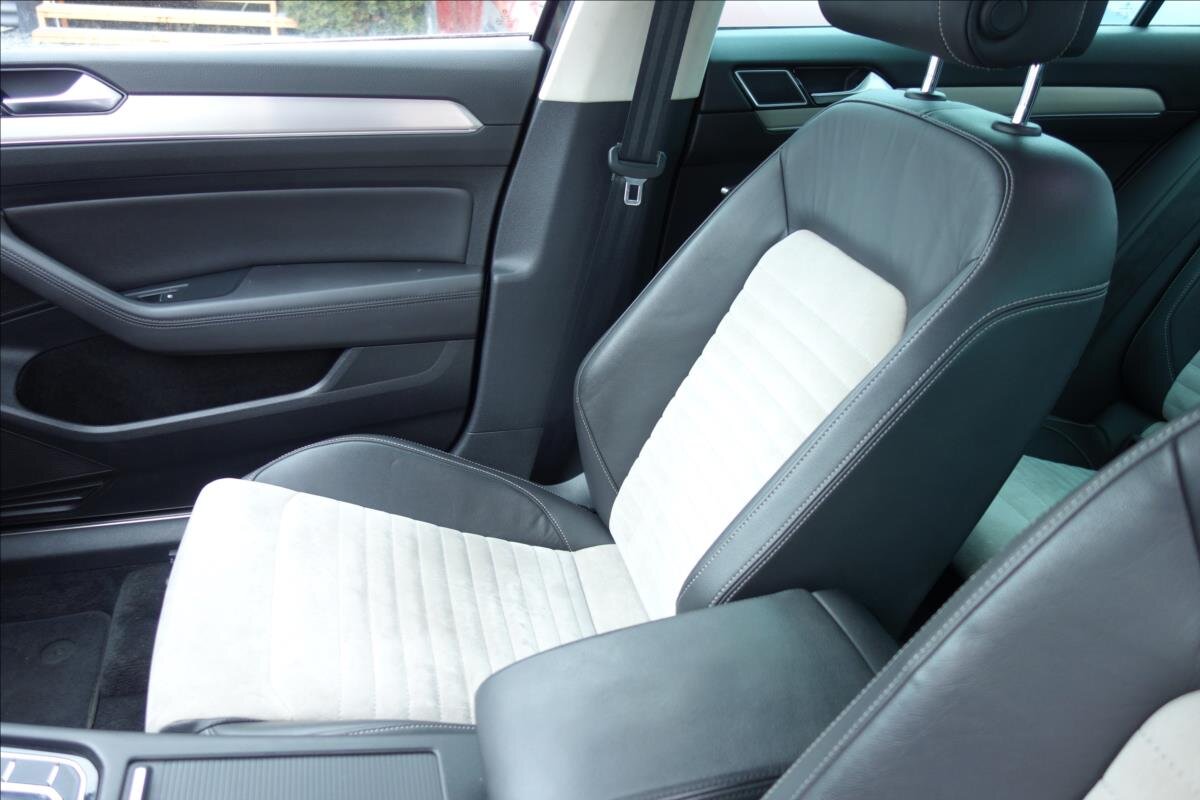 Volkswagen Passat Sedan 2,0 l 140 kw