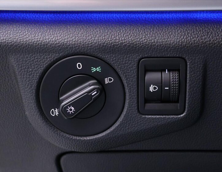 Volkswagen Bora Sedan 0,0 100 kw