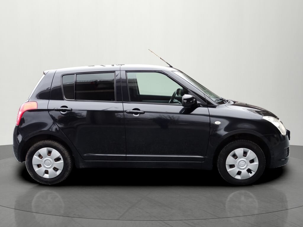 Suzuki Swift Hatchback 1,3 l 68 kw