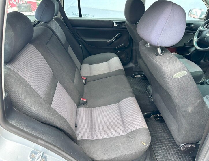 Volkswagen Golf Kombi 1,4 l 55 kw