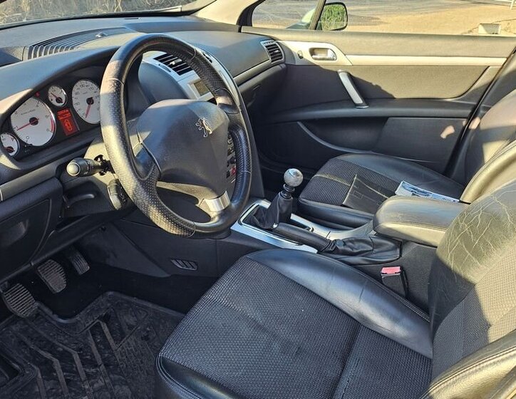 Peugeot 407 Sedan 2,0 l 100 kw
