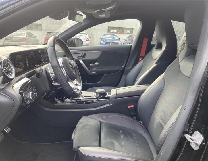 Mercedes-Benz CLA 12