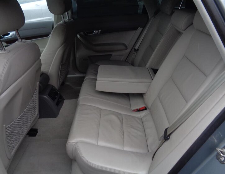 Audi A6 Kombi 3,0 l 176 kw