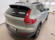 Volvo XC40 SUV 2,0 l 120 kw