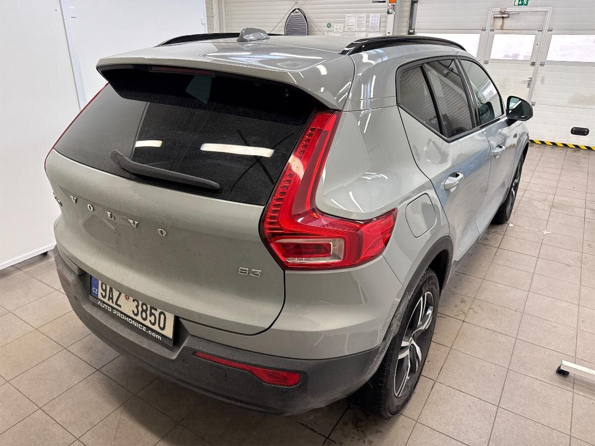Volvo XC40 SUV 2,0 l 120 kw