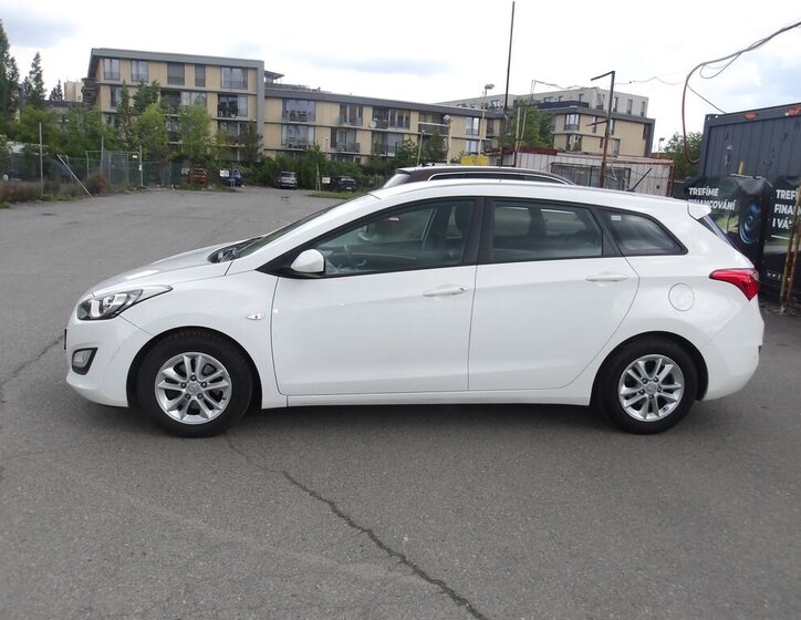 Hyundai i30 Kombi 1,6 l 88 kw