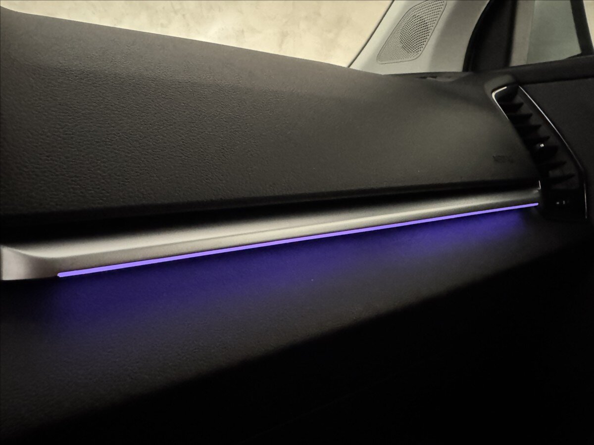 Škoda Karoq SUV / Terénní 1,5 l 110 kw