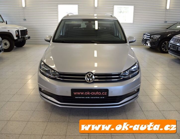 Volkswagen Touran 12