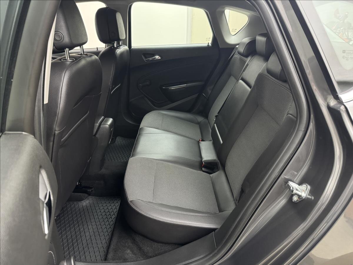 Opel Astra Hatchback 1,4 l 103 kw