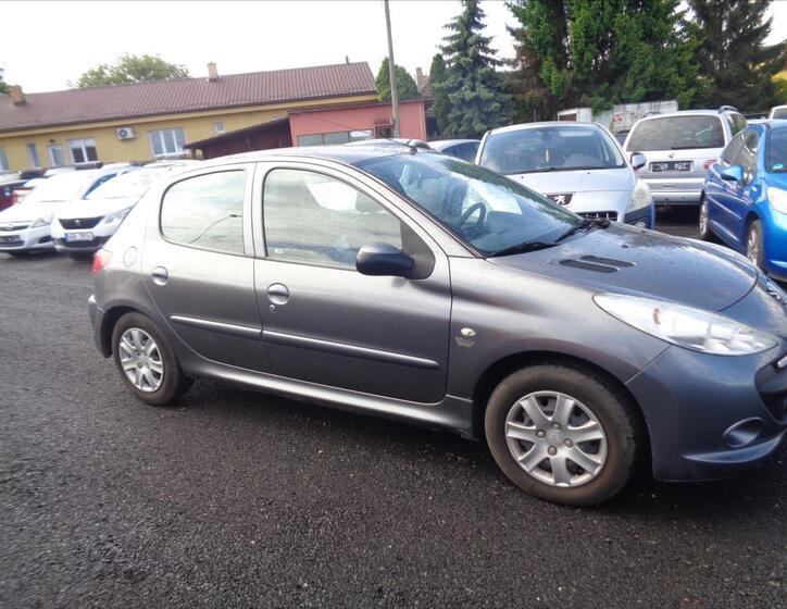 Peugeot 206 4