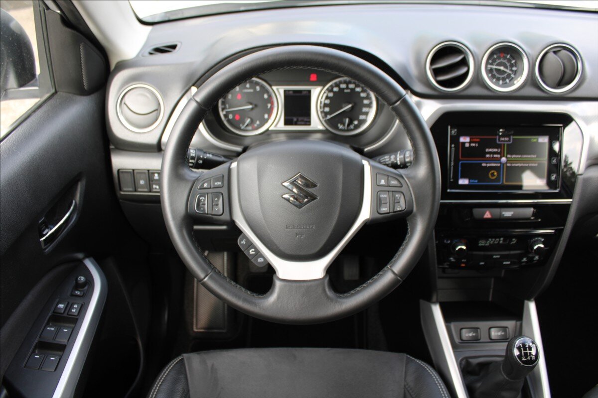 Suzuki Vitara SUV / Terénní 1,6 l 88 kw