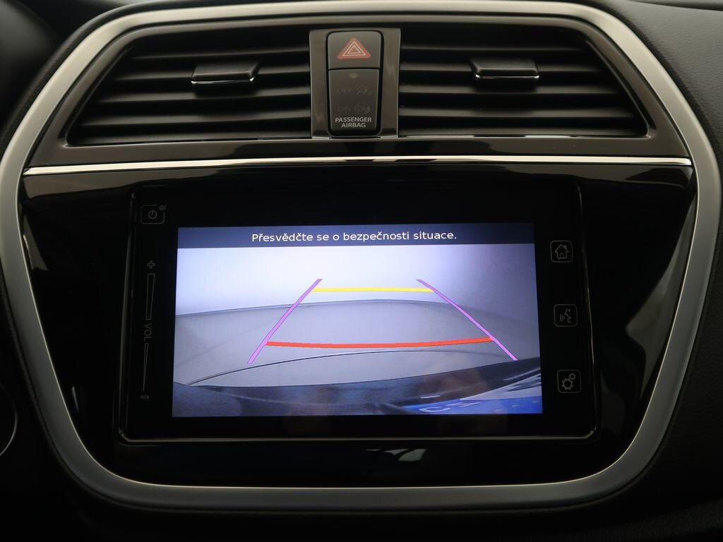 Suzuki SX4 SUV 998,0 82 kw