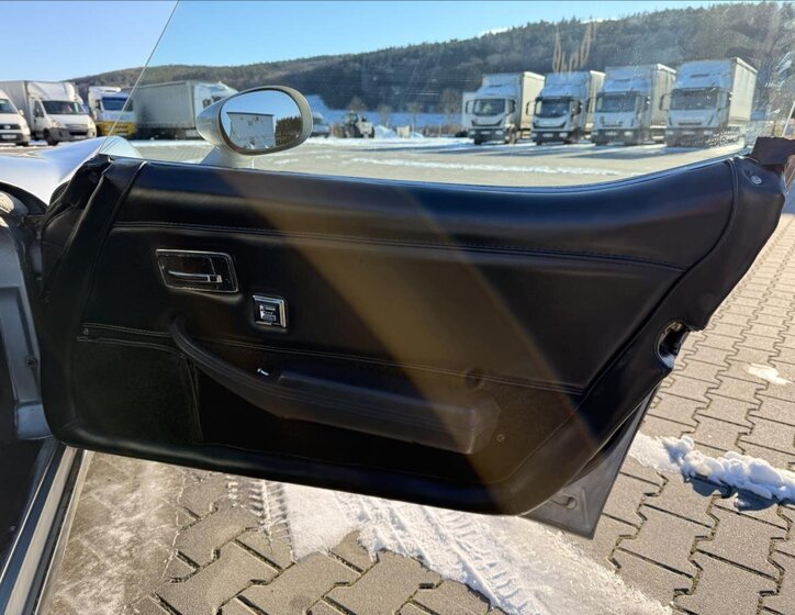 Chevrolet Corvette Kupé 5,7 l 123 kw