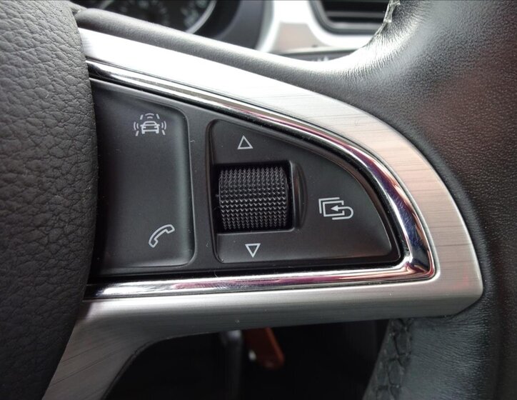 Škoda Rapid Sedan / Limuzína 1,2 l 66 kw