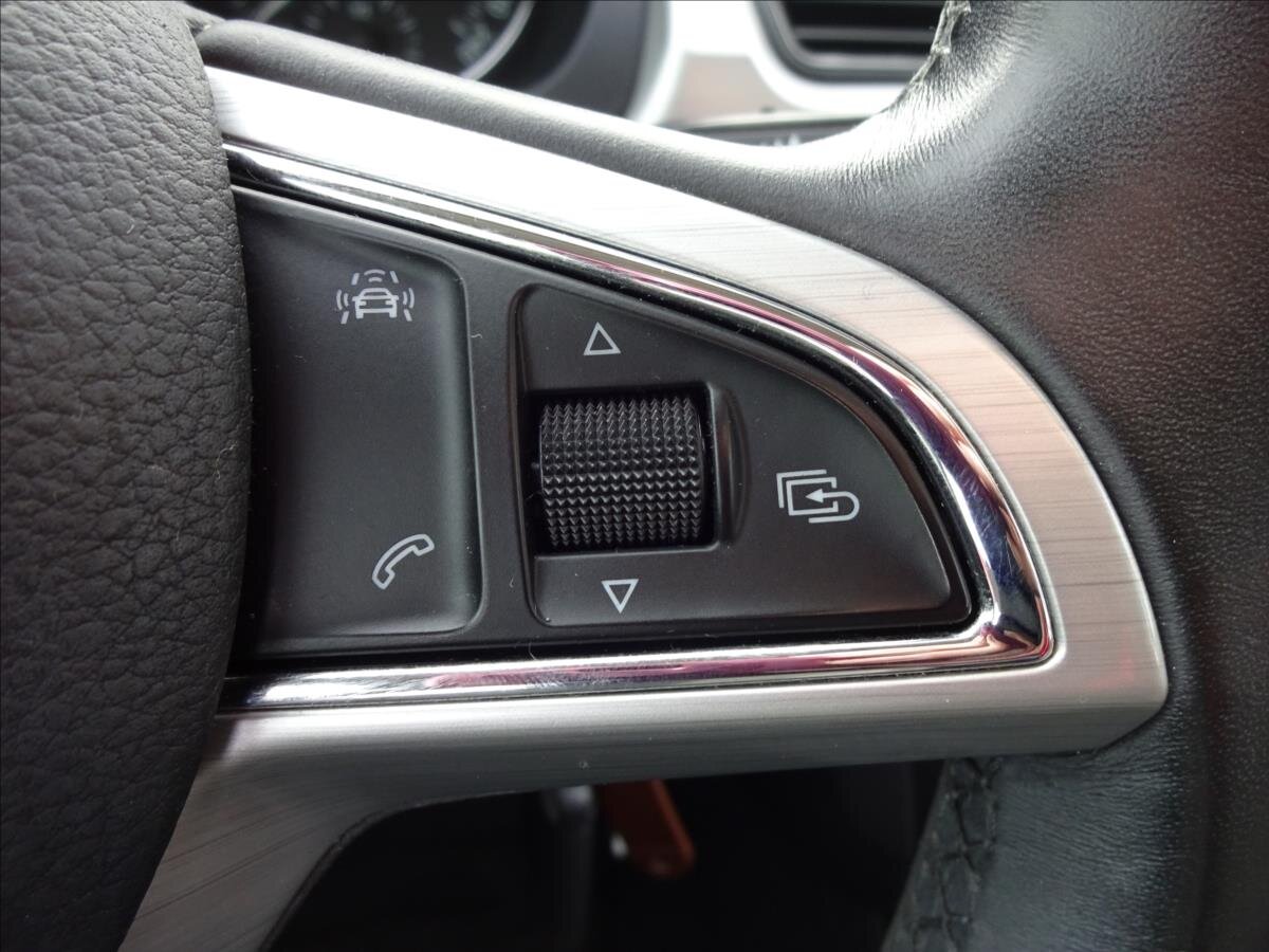 Škoda Rapid Sedan / Limuzína 1,2 l 66 kw