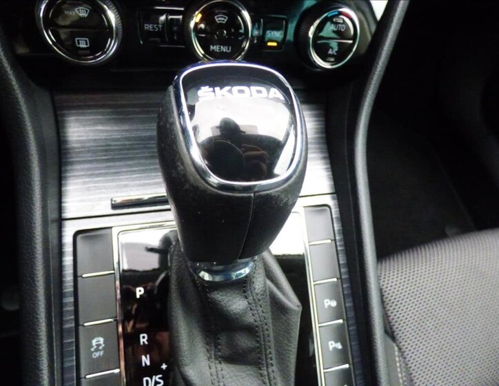 Škoda Superb Kombi 2,0 l 147 kw