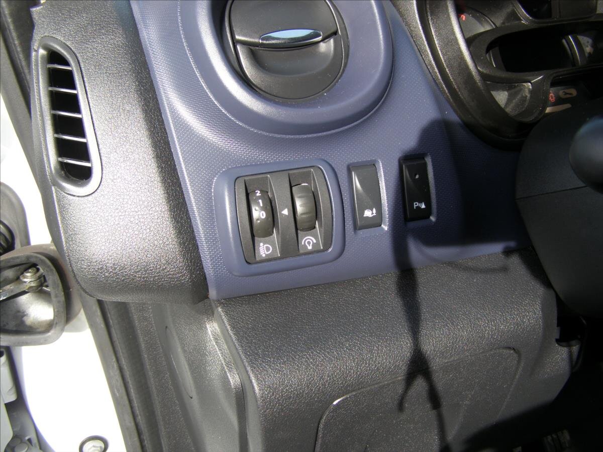 Opel Vivaro Ostatní 1,6 l 89 kw