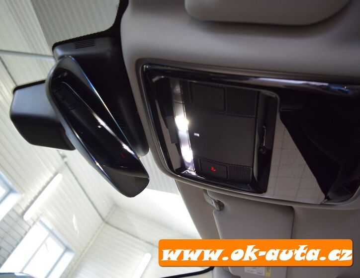 Land Rover Range Rover Velar 46