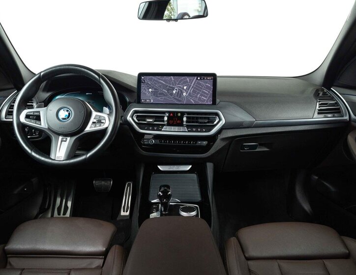 BMW X3 SUV 2,0 l 215 kw