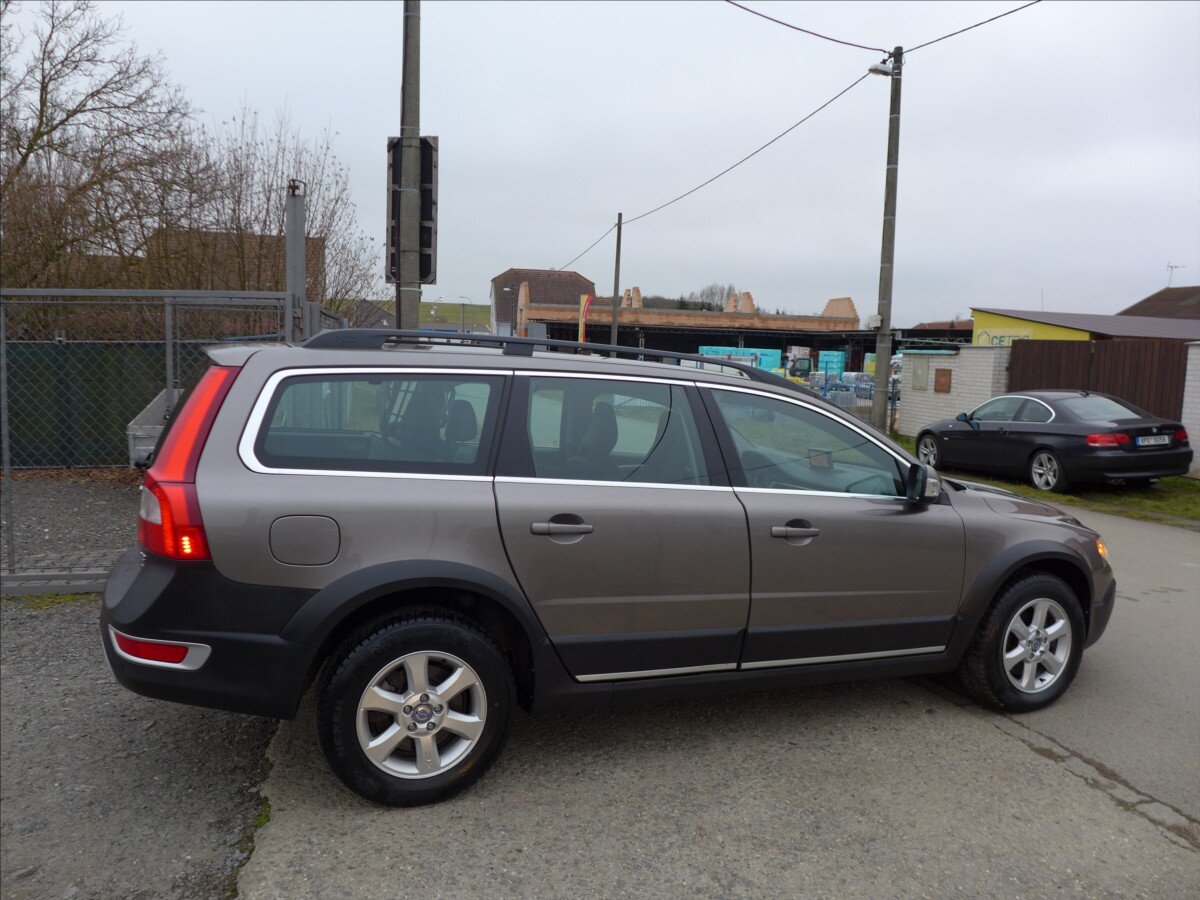 Volvo XC70