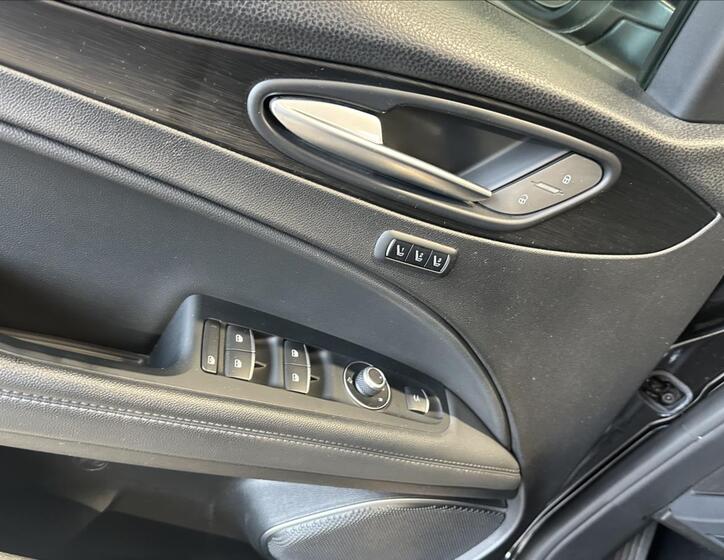 Alfa Romeo Stelvio 13