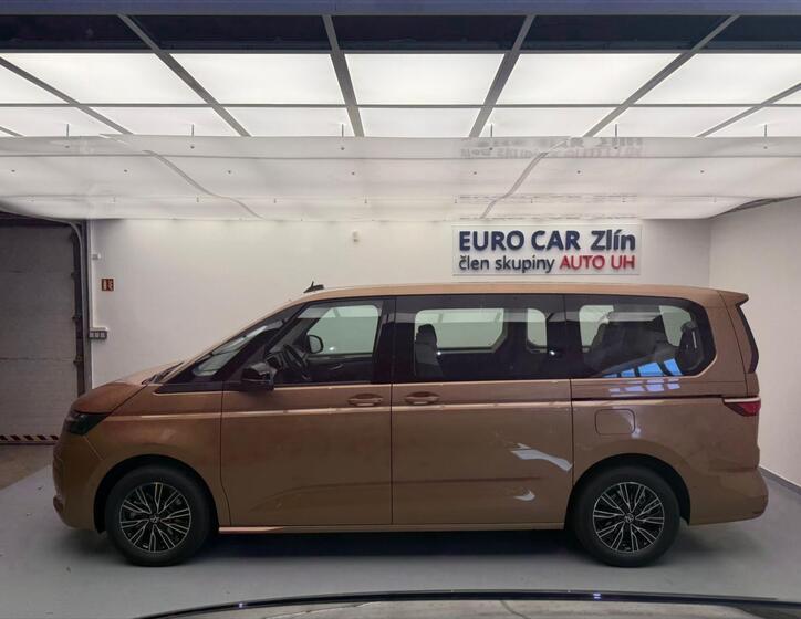 Volkswagen Multivan 2