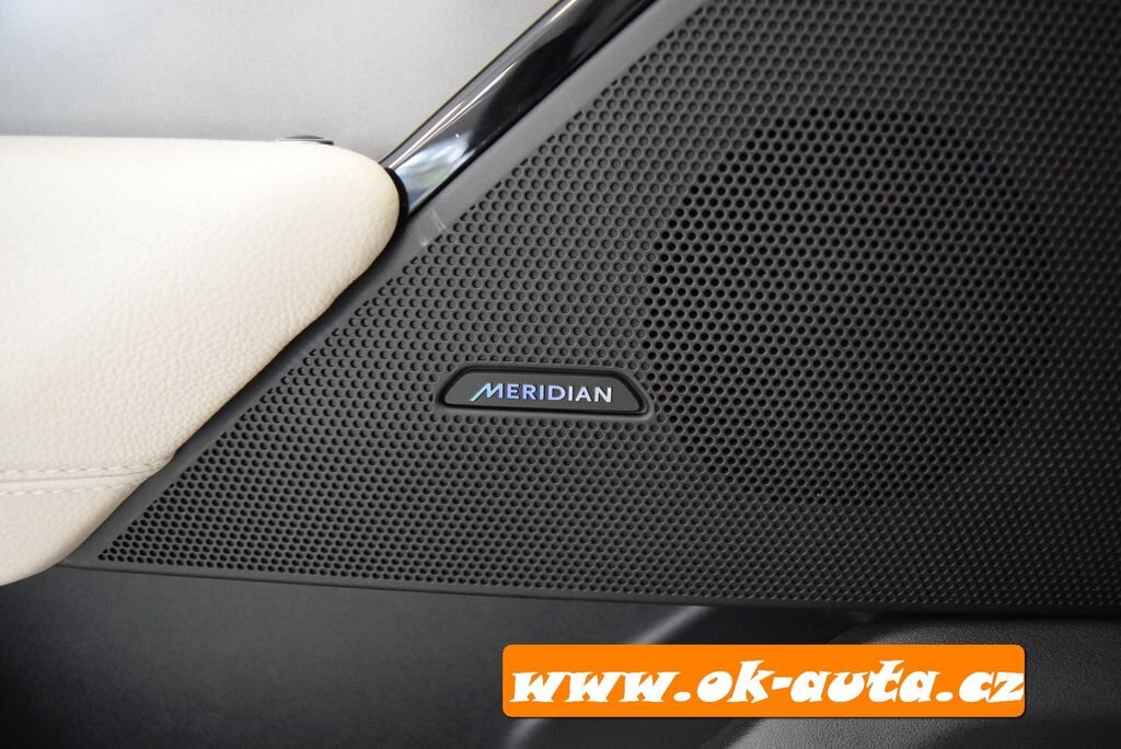 Land Rover Range Rover Velar SUV 2,0 l 0