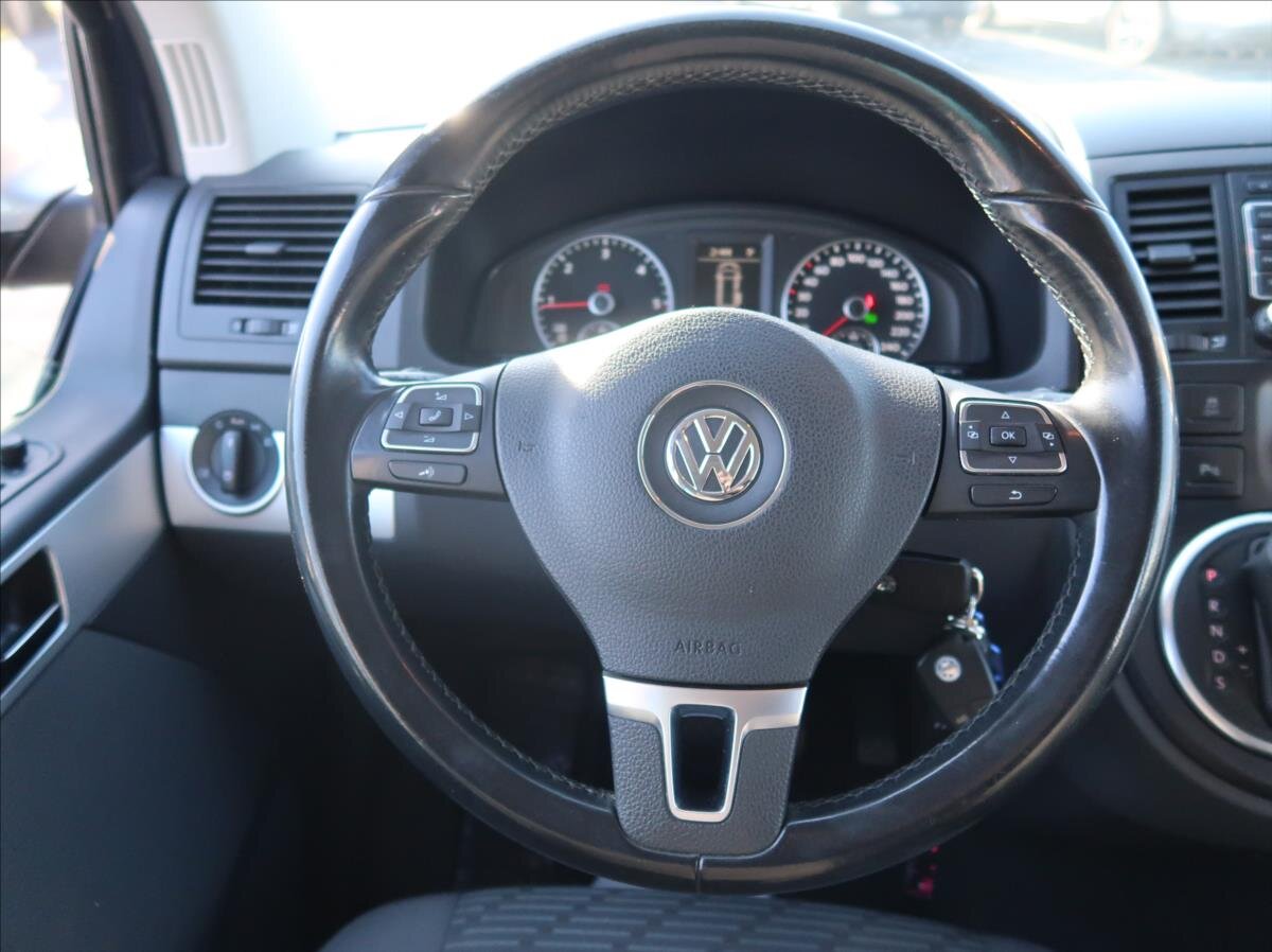 Volkswagen Multivan MPV 2,0 l 103 kw