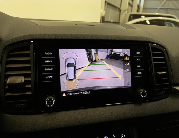 Škoda Karoq SUV 1,5 l 110 kw