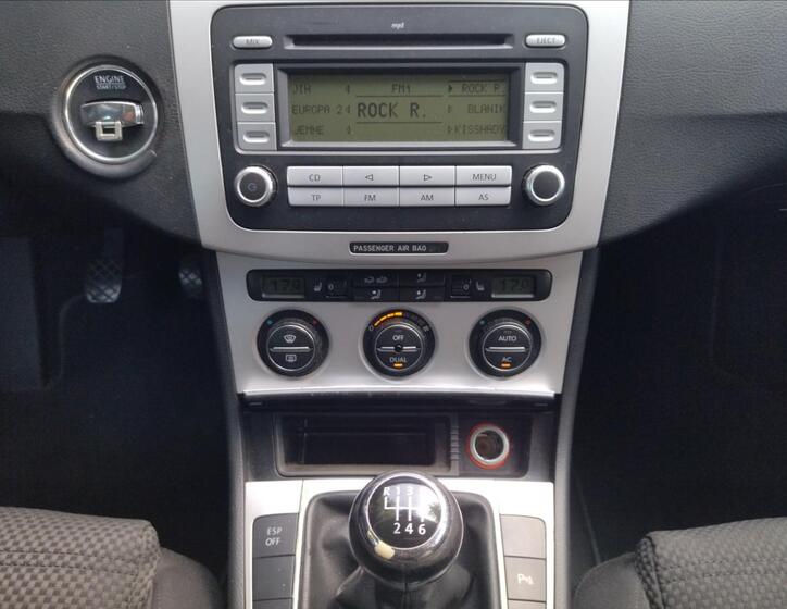 Volkswagen Passat 11