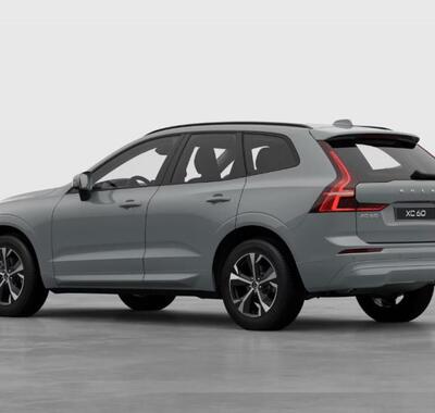 Volvo XC60 8