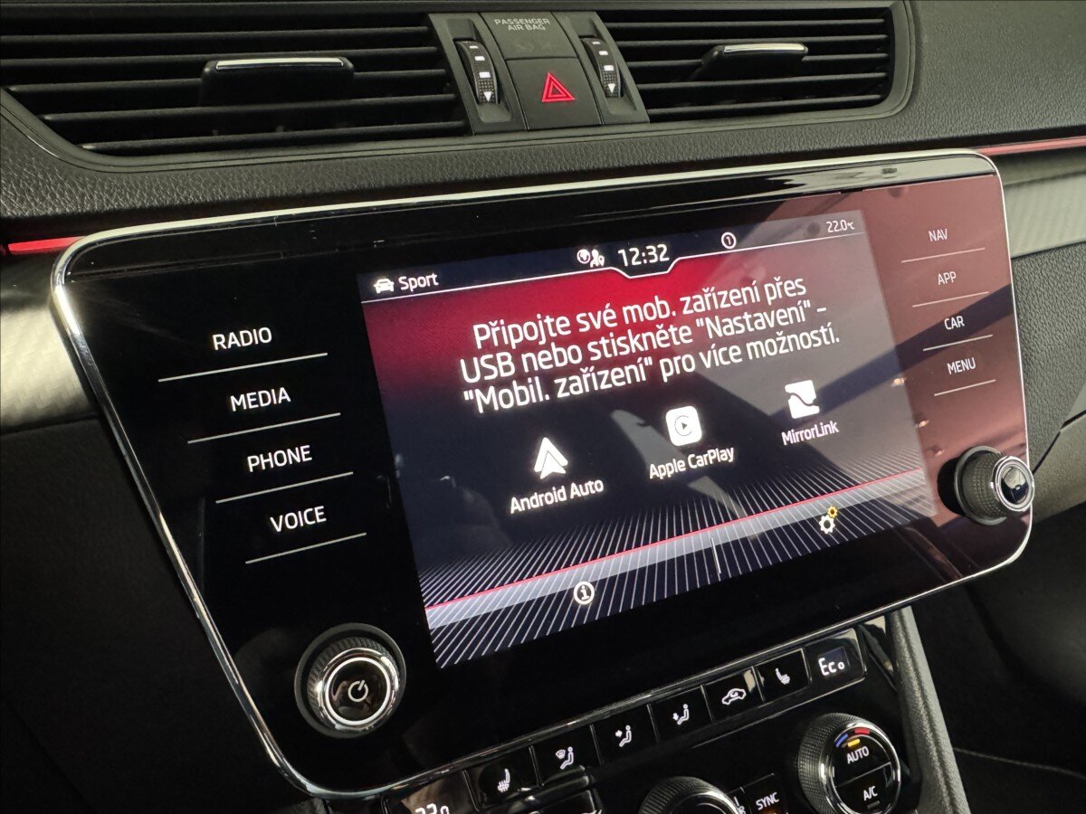 Škoda Superb Kombi 1,4 l 160 kw