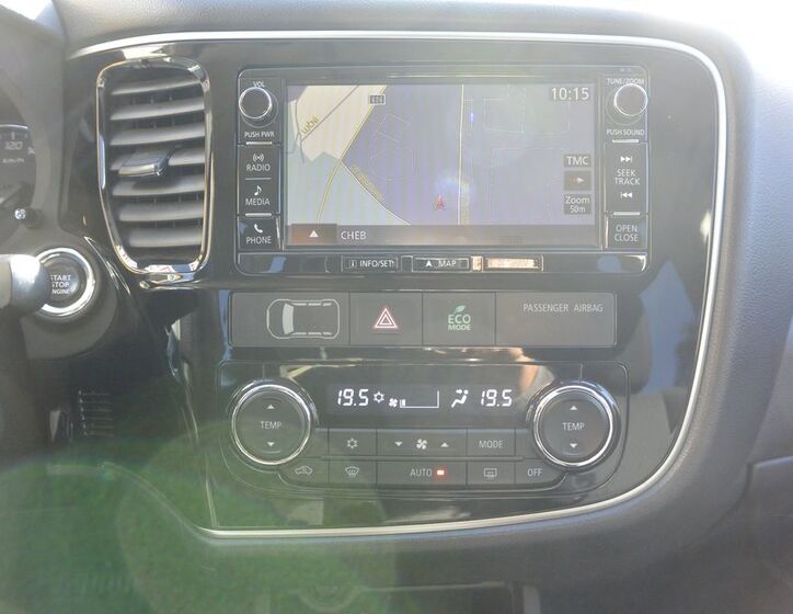 Mitsubishi Outlander 17