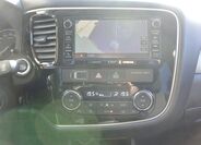 Mitsubishi Outlander 17