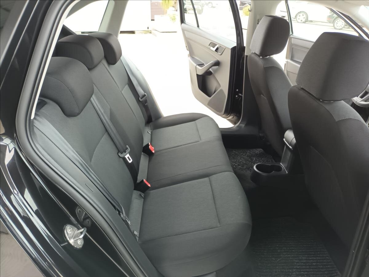 Škoda Rapid Hatchback 1,2 l 66 kw