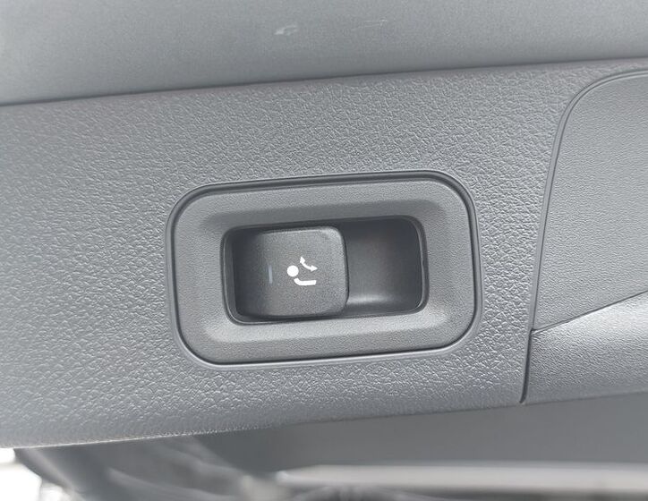 Mercedes-Benz EQB 24