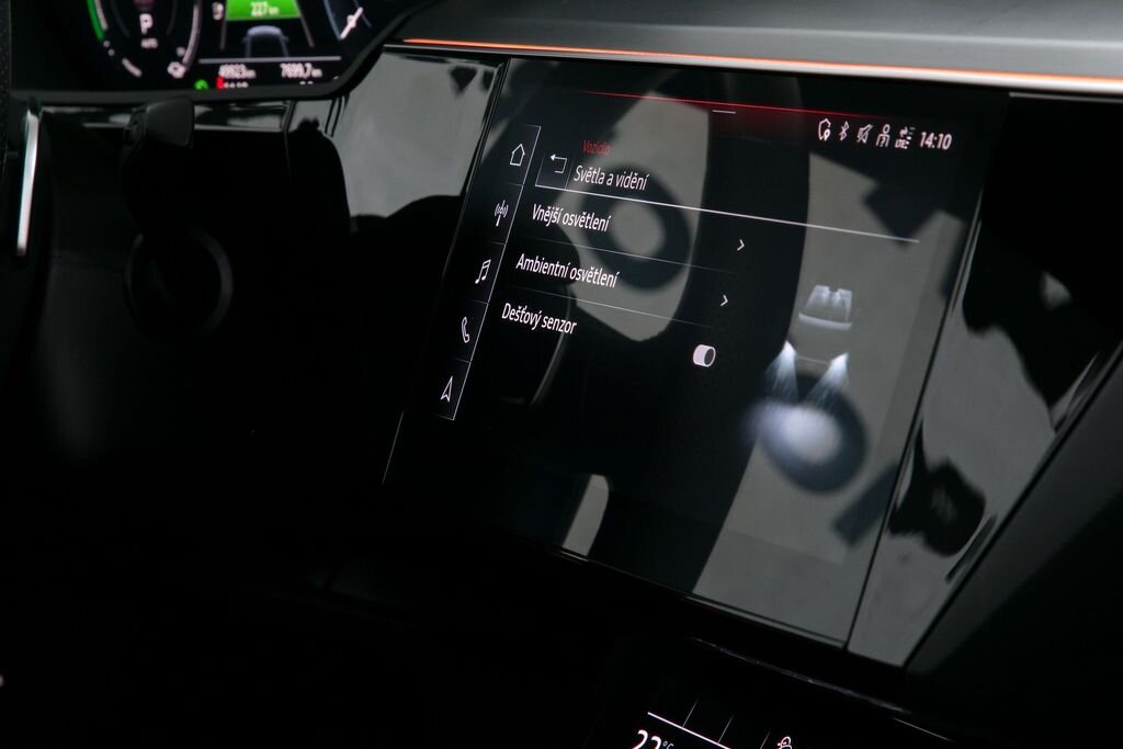 Audi e-tron SUV 0,0 300 kw