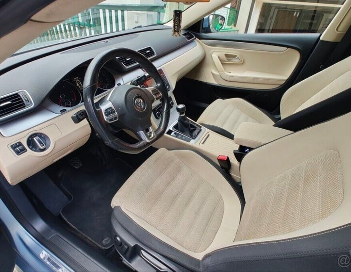 Volkswagen Passat Sedan / Limuzína 0,0 125 kw