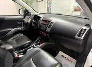 Mitsubishi Outlander SUV / Terénní 2,2 l 115 kw