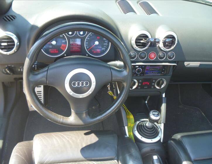 Audi TT 16