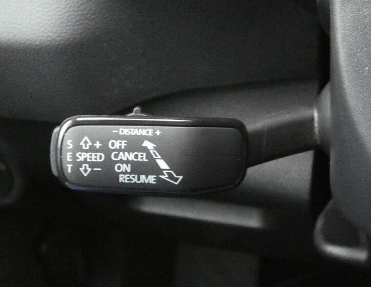 Škoda Karoq SUV 1,5 l 110 kw