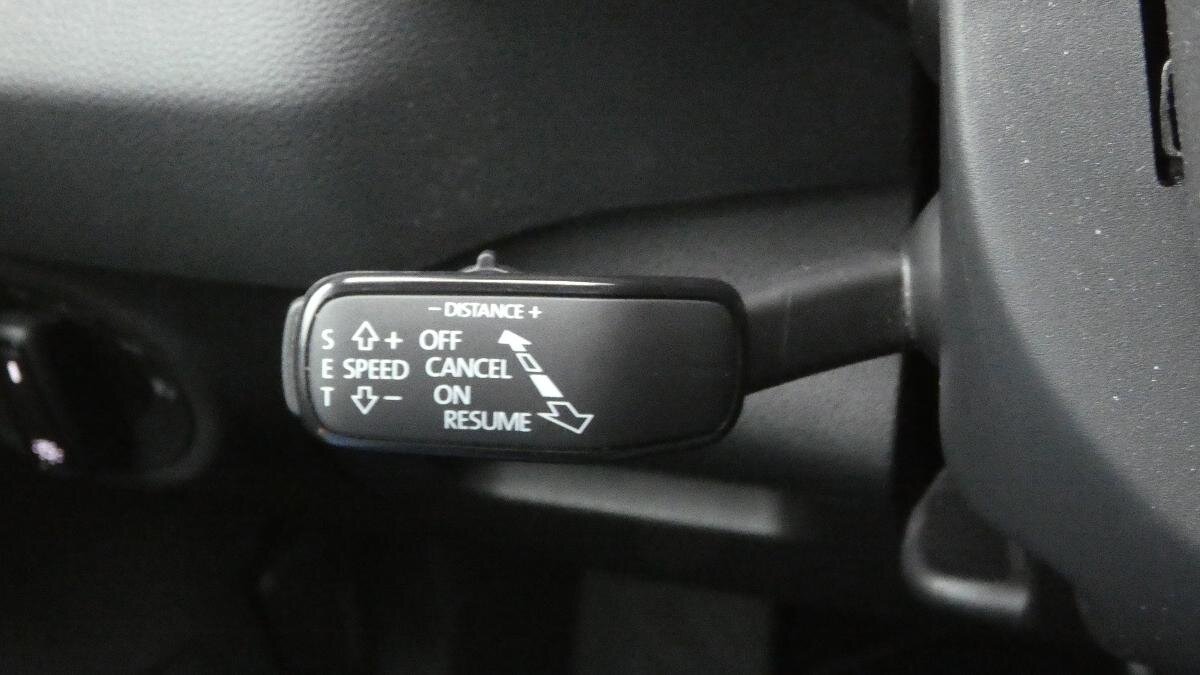 Škoda Karoq SUV 1,5 l 110 kw