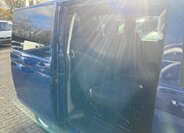 Volkswagen Caravelle 32