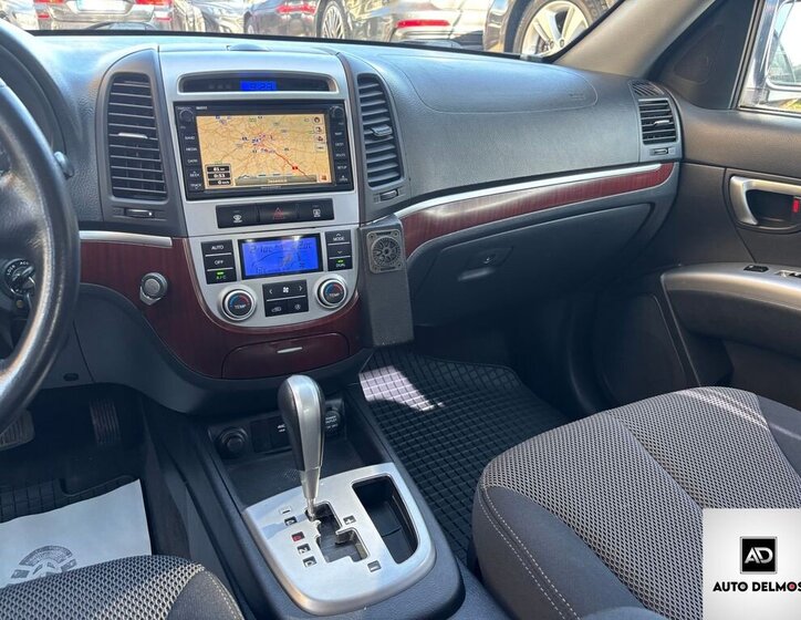 Hyundai Santa Fe SUV / Terénní 2,2 l 114 kw