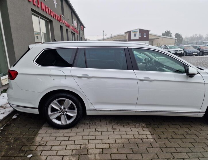 Volkswagen Passat Kombi 2,0 l 110 kw