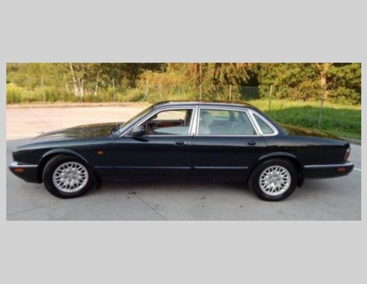 Jaguar XJ8 Sedan 0,0 209 kw