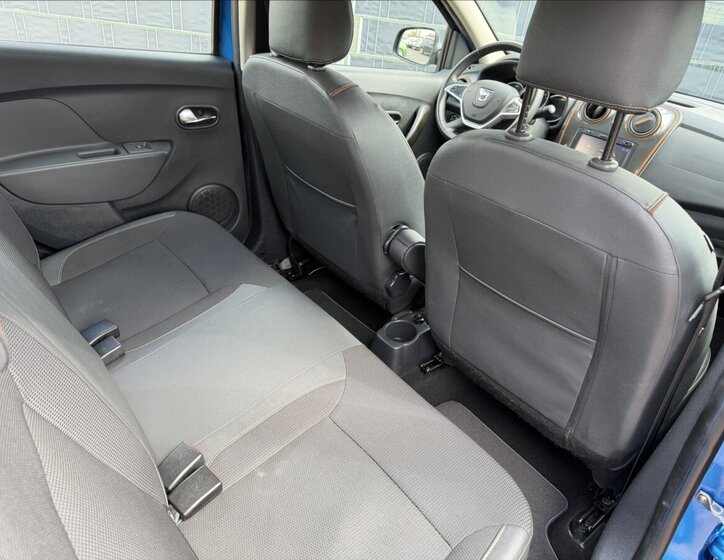 Dacia Sandero Hatchback 898,0 66 kw